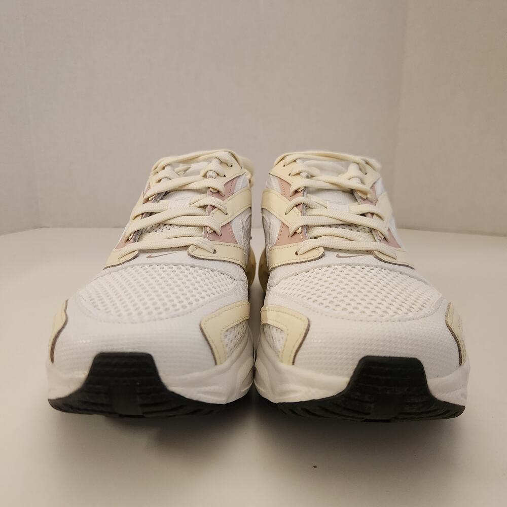 Nike W Zoom AIR FIRE CW3876 103 Size 9.5, Coconut Milk/Summit White - Picture 3 of 10